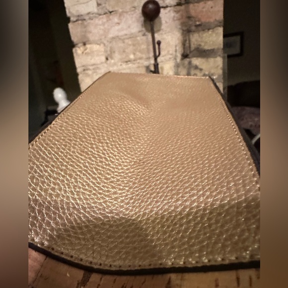 ANNE KLEIN Metallic Cork Lacey Satchel Hand Bag Faux Leather Gold. - Picture 7 of 12